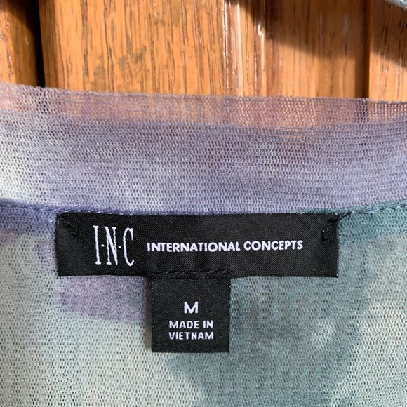 International Concepts Top with V-neck and Ruching - Picture 3 of 7